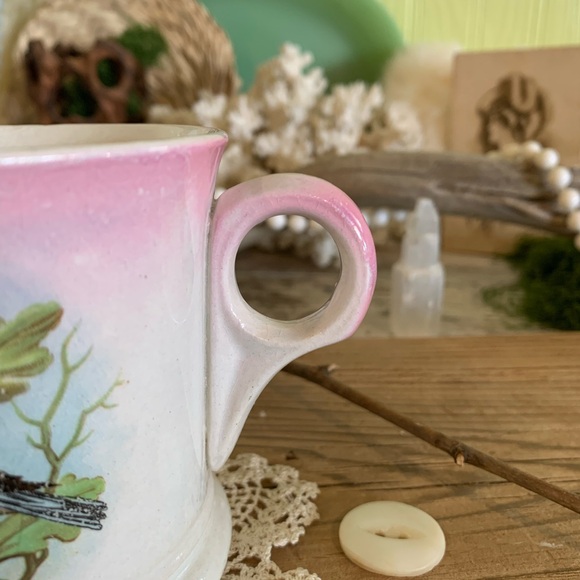 Antique Ceramic Bird Mug ☕️ - Picture 5 of 9